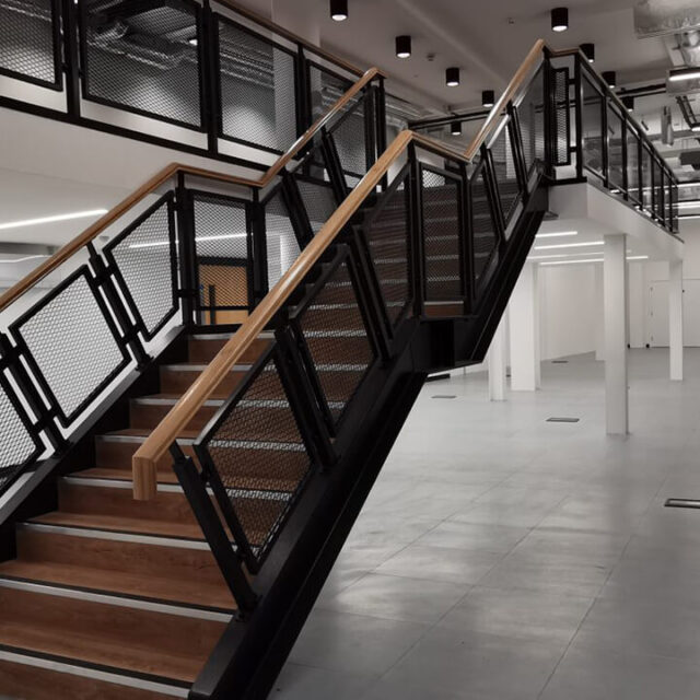 Renovation contract service